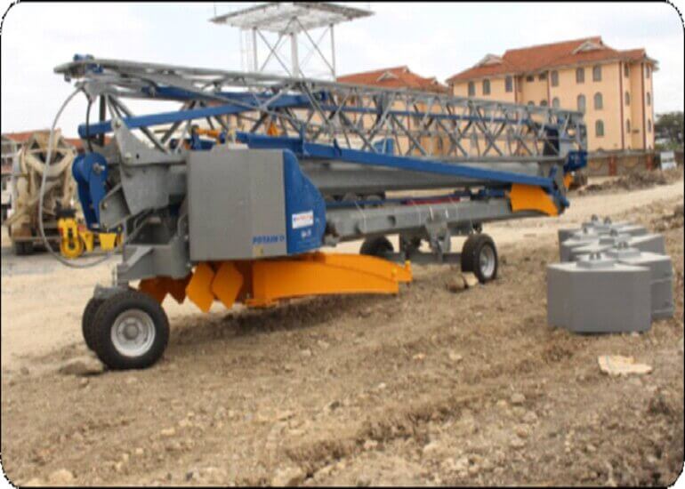 POTAIN SELF ERECTING CRANE MODEL IGO 18